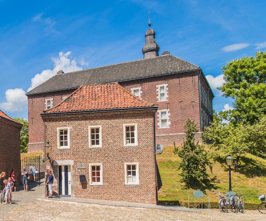 مبيت وإفطار Landgoed Kasteel Limbricht المظهر الخارجي الصورة